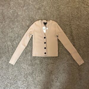 Sanctuary Long Sleeve Cream Button Down 
Size Small